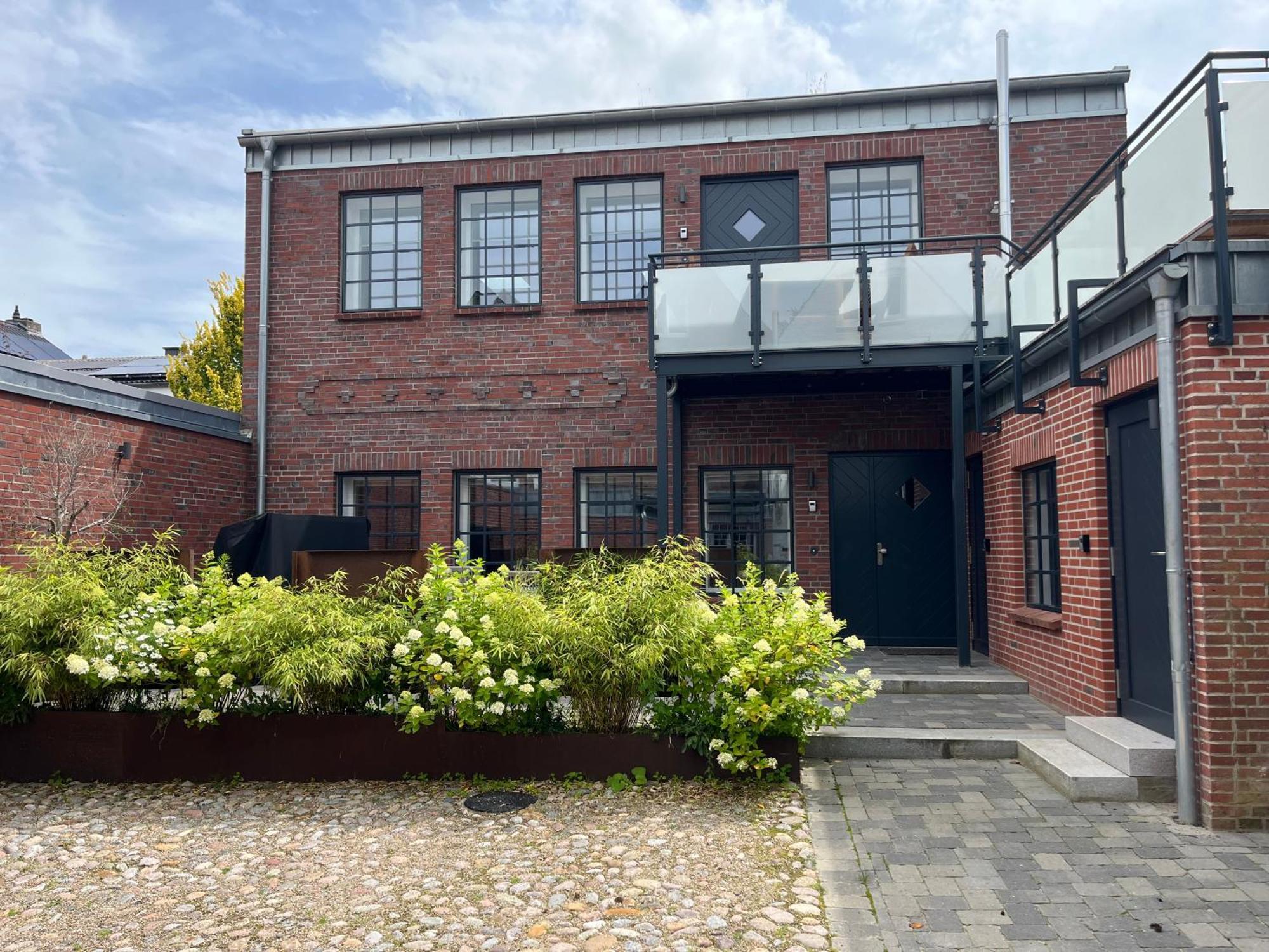 Loftwohnung 2 Simmerdeis An Der Gracht Friedrichstadt Kültér fotó